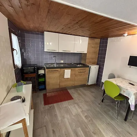 Charming One-bedroom In Authentic Venice, Biennale Area