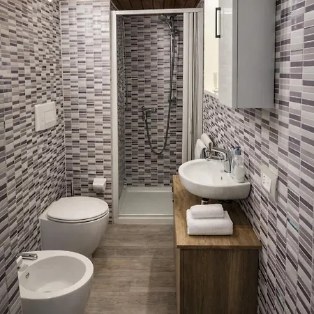 Charming One-bedroom In Authentic Venice, Biennale Area Apartment *