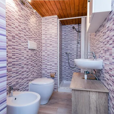 Charming One-bedroom In Authentic Venice, Biennale Area Apartment *