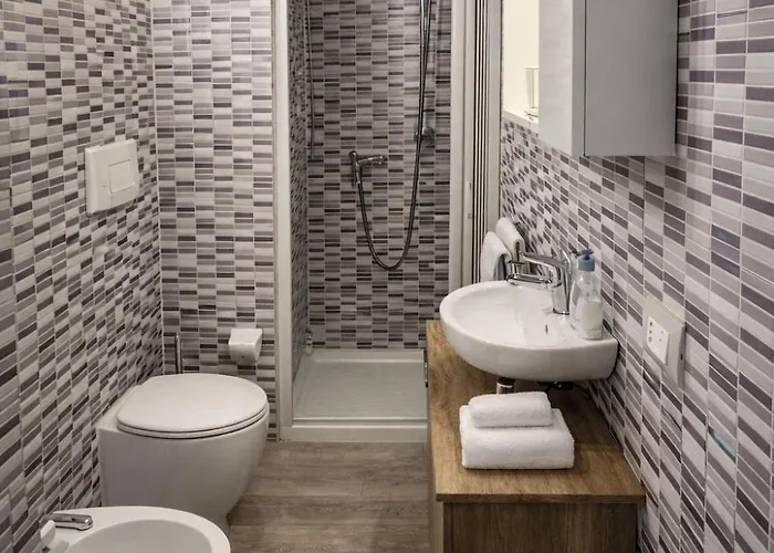 Charming One-bedroom In Authentic Venice, Biennale Area Apartment *